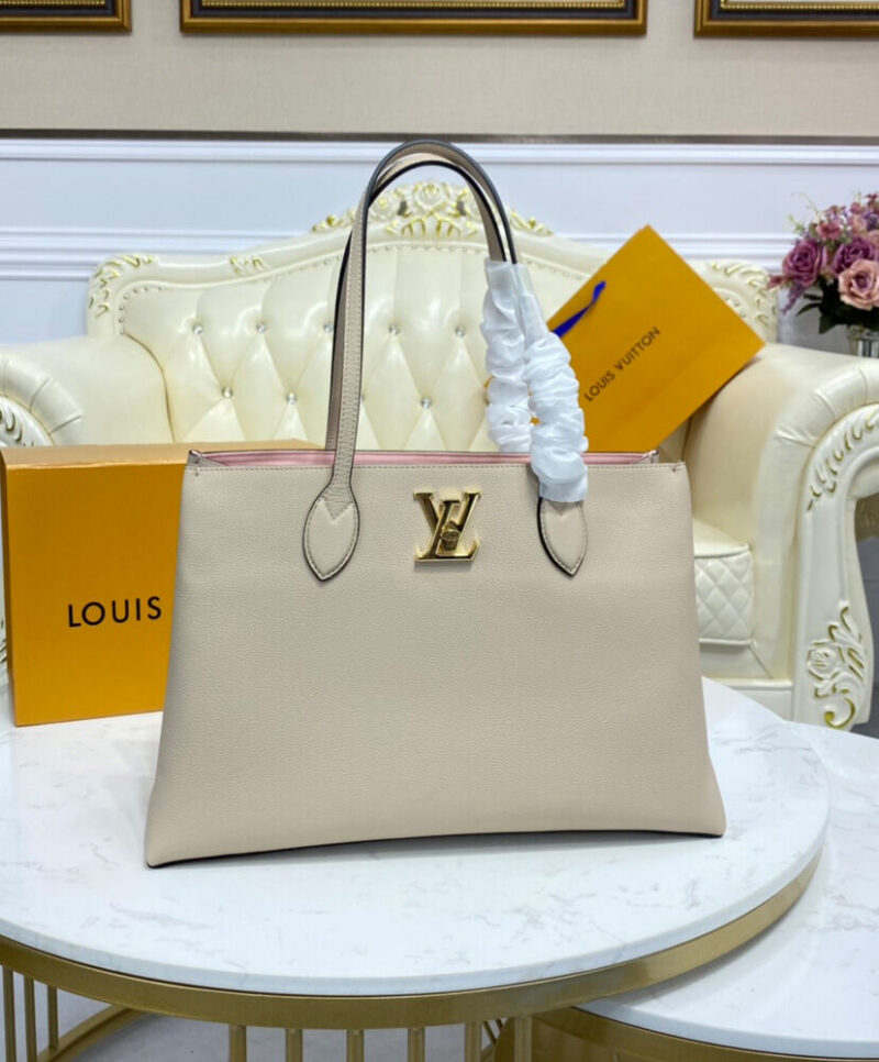 Louis Vuitton Lockme Shopper M57346